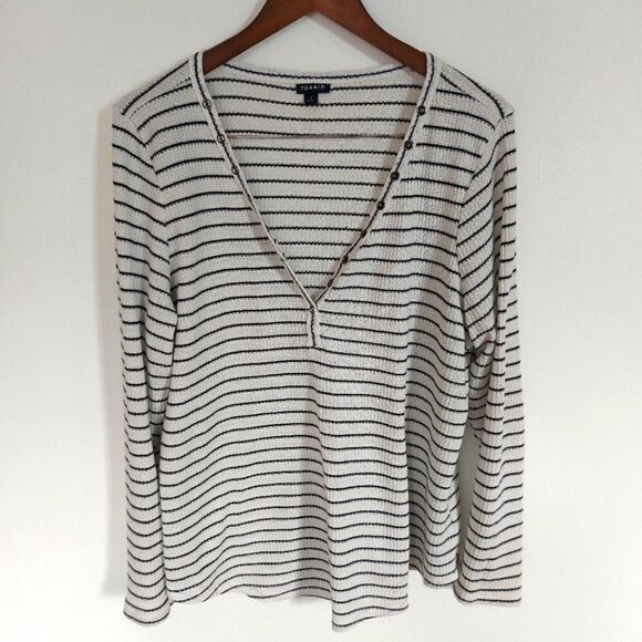 Torrid Thermal Waffle Weave V Neck Shirt White Black Stripes Snap Button Size 4… - Picture 2 of 7